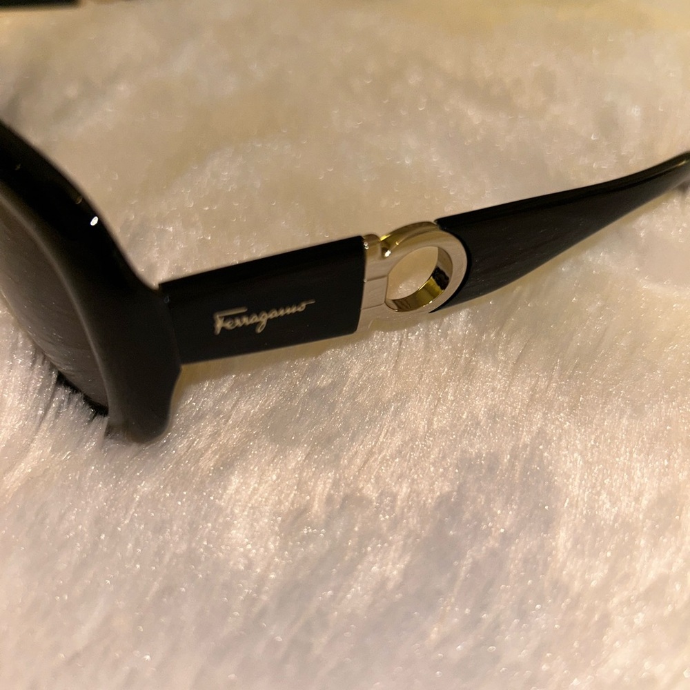 Salvatore Ferragamo Glossy Black Sunglasses - Picture 2 of 4